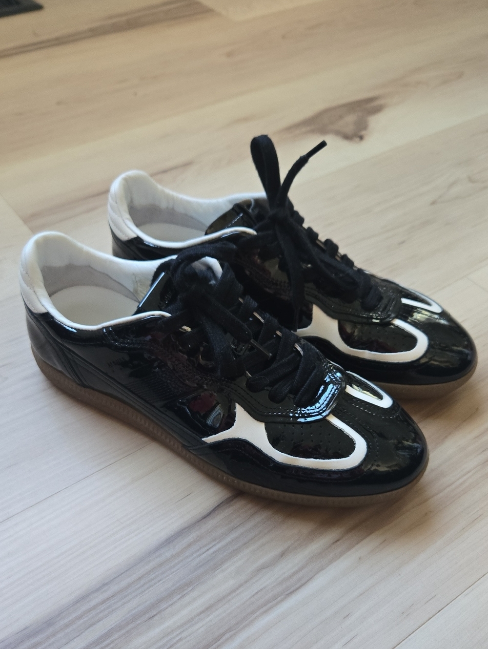 ALOHAS Leather Sneakers, Black, Size 9